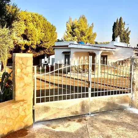 Naomi Holiday home